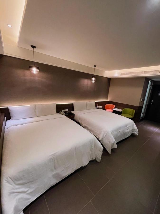 OUGE Motel - Fengshan Kaohsiung Exterior foto